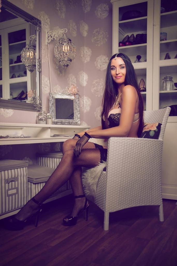 WhatsApp Image 2025-12-08 at 18.09.58-2